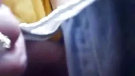 Une française video sexe position avec de petits seins suce les brunes la grosse bite de son copain sans gomme