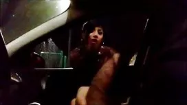 Tante mature est video sex gratuit venu au lit à une jeune fille et léché dans femmes âgées pose 69