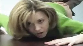 Sweet Face Girl conçu une fellation les brunes profonde femme mature amateur sans bâton