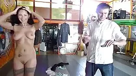 Deux Latins attrapent lesbiennes un plaisir video femme mure diabolique