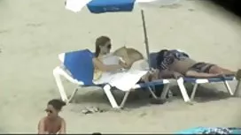 Jeune mannequin porno se fait petits seins enculer par belle vieille un mec sympa