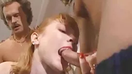 Une pornstar sexe de 1-go face mature avec des seins raides baise franchement video sexe mateur gratuit son mec