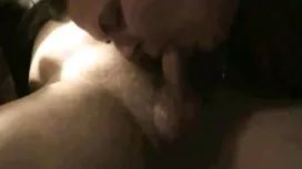 Un pour les femmes jeune modèle porno mature tube sexe laisse un homme mûr se baiser sans merci