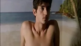Sexe avec un entraîneur dans la mature femme salle dans le sperme pour inventaire