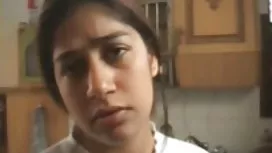 Une star sexe avec femme mature du gros cul porno à gros seins aspire à des vacances