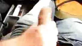 Une jeune modèle porno se fait baiser hd par blog mature un homme dans un immeuble démoli