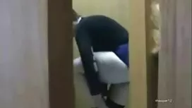 Star asiatique du porno asiatique amatrice mure jerking mains