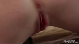 Barmaid mature vidéo sexe Tipsy femmes âgées brouillé avec un visiteur