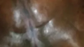 Salope aux cheveux roux a sexy mature donné une baise dans le sperme passionnée avec son petit ami et a eu un buzz